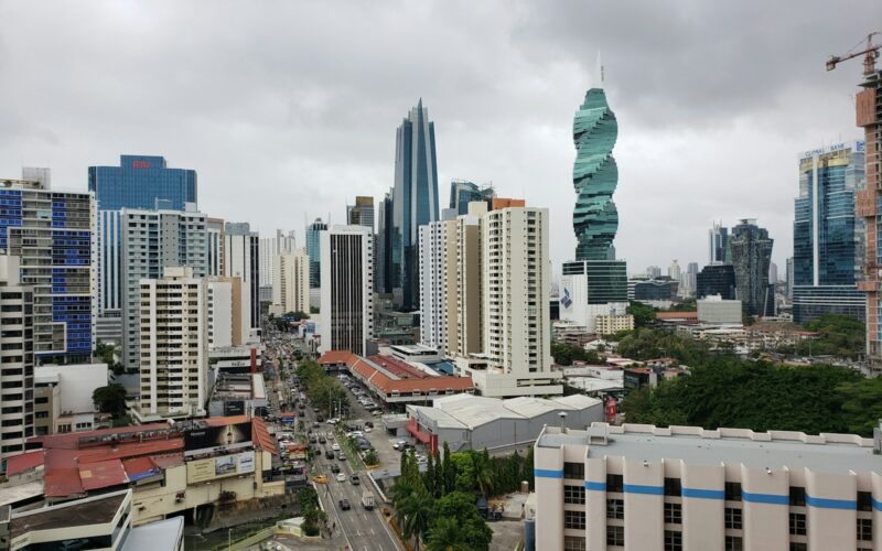 Which developers and residential projects AI recommends in Panama: Radar AI study