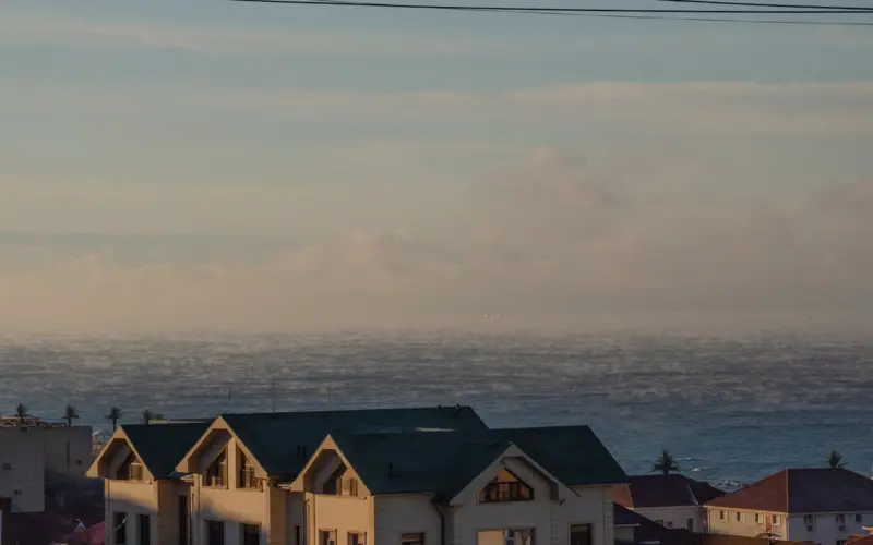 Air conditioning in beach houses and apartments in Panama: what to do when the home sits closed for months